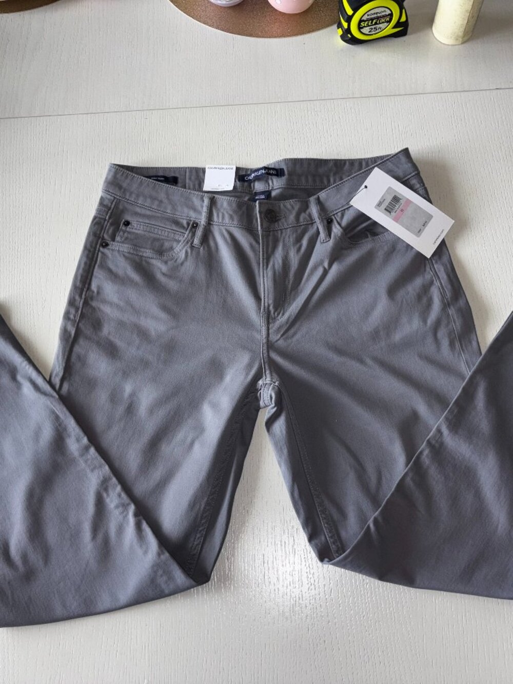 Calvin Klein Womens Jeans Ankle Skinny - NWT - MSRP $69.50